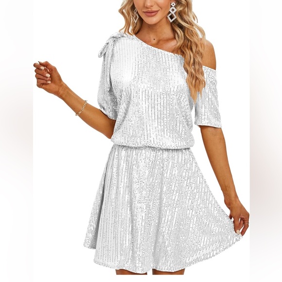 Women's Sequin one-Shoulder Short Sleeve Sparkly Bow Hemline A-line Mini Dress - Picture 2 of 2